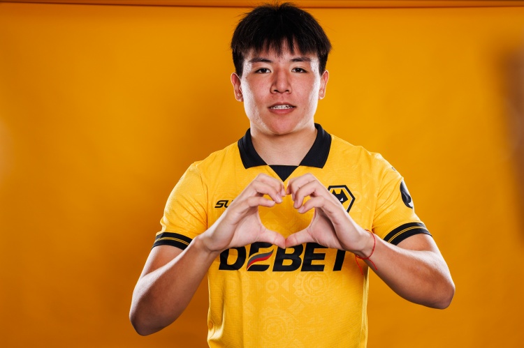 开云体育官网在线注册-戴伟浚寄语徐彬：希望他能在残酷的平台生存，展示自己的价值